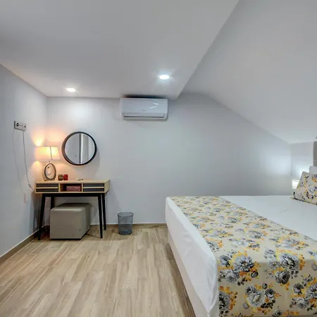 Oasis 4 *